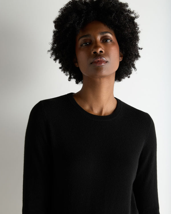 N.Peal Women's Evie Classic Round Neck Cashmere Jumper Black
