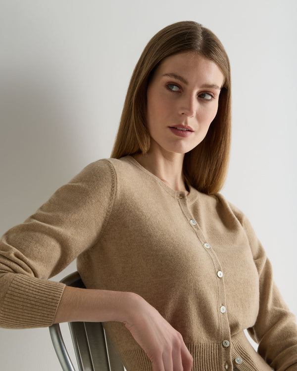 N.Peal Women's Ivy Cropped Cashmere Cardigan Cappuccino Brown