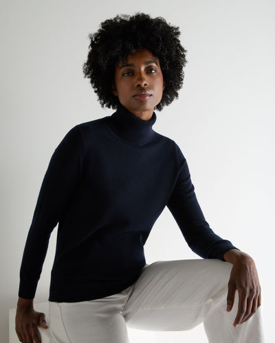 Women's Luna Roll Neck Cashmere Jumper Navy Blue