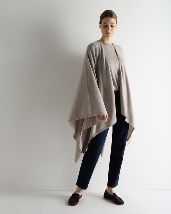 N.Peal Women's Lily Metal Trim Lightweight Cashmere Cape Oat Grey