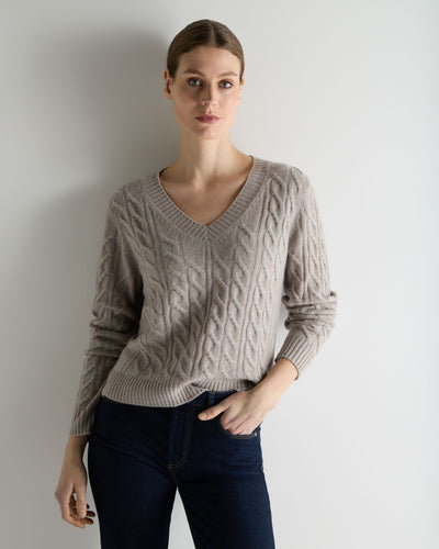 N.Peal Women's Frankie Cable V Neck Cashmere Jumper Oat Grey