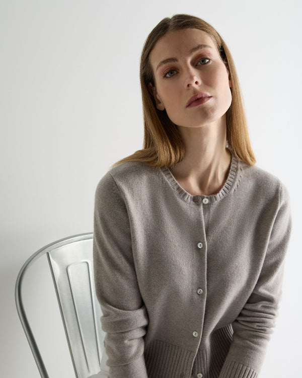 N.Peal Women's Chunky Crop Cashmere Cardigan Oat Grey