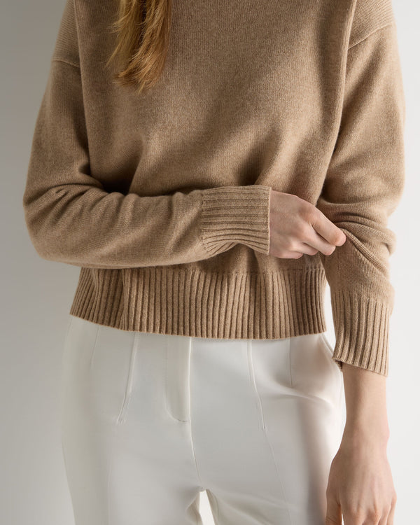 N.Peal Women's Crop Boat Neck Cashmere Jumper Cappuccino Brown