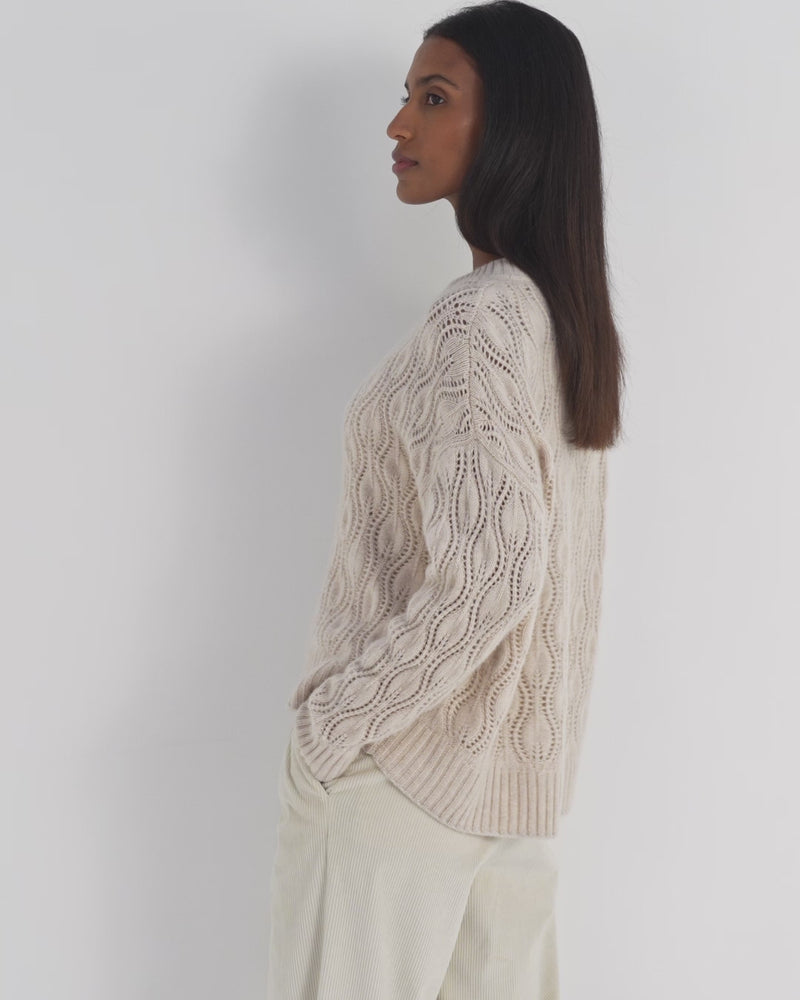N.Peal Women's Chunky Lace Stitch Cashmere Jumper Ecru White
