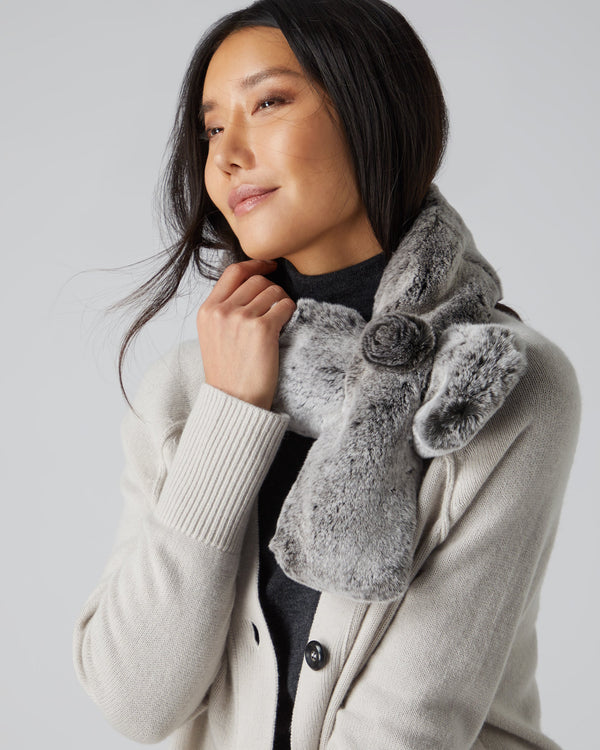 Women's Fur Neck Warmer Charcoal Grey Tipped Fur | N.Peal