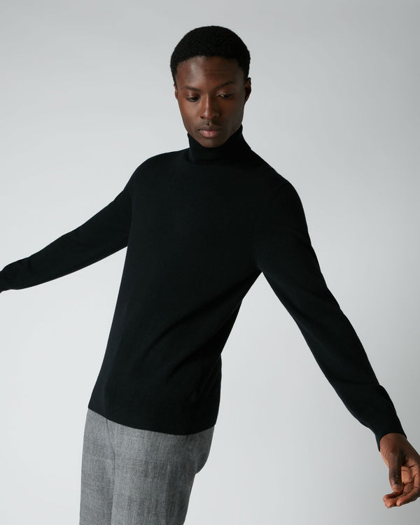 N.Peal 007 Classic Polo Neck Cashmere Jumper Black
