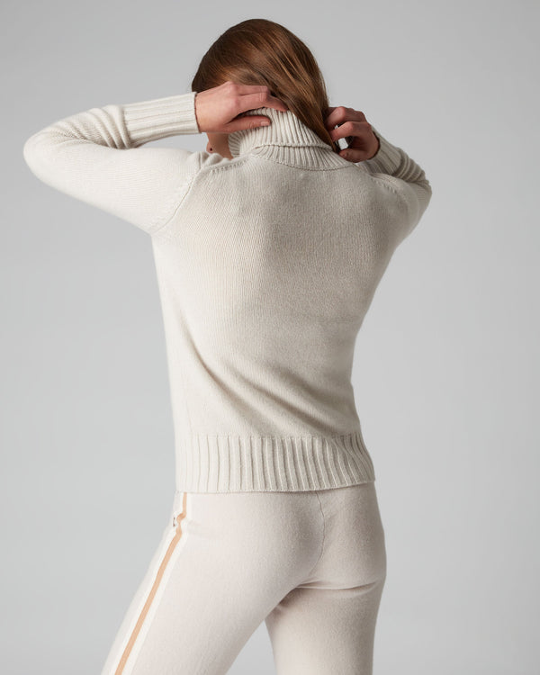 N.Peal Women's Chunky Roll Neck Cashmere Jumper Snow Grey