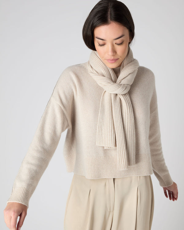 N.Peal Women's Short Ribbed Cashmere Scarf With Lurex Ecru White Sparkle