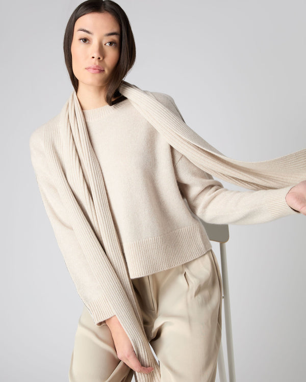 N.Peal Women's Short Ribbed Cashmere Scarf With Lurex Ecru White Sparkle