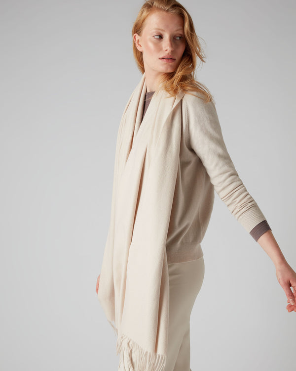 N.Peal Women's Woven Cashmere Shawl Almond White