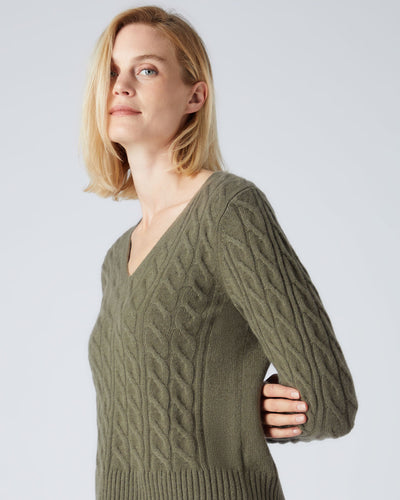 N.Peal Women's V Neck Cable Cashmere Jumper Khaki Green